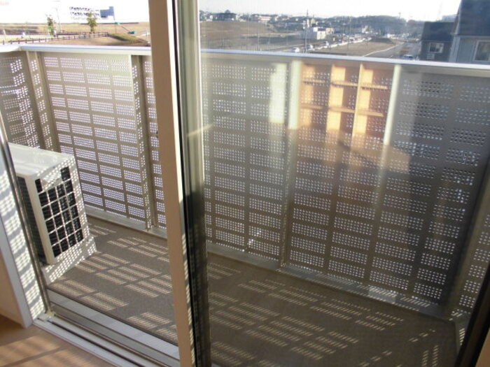 19/30 バルコニー