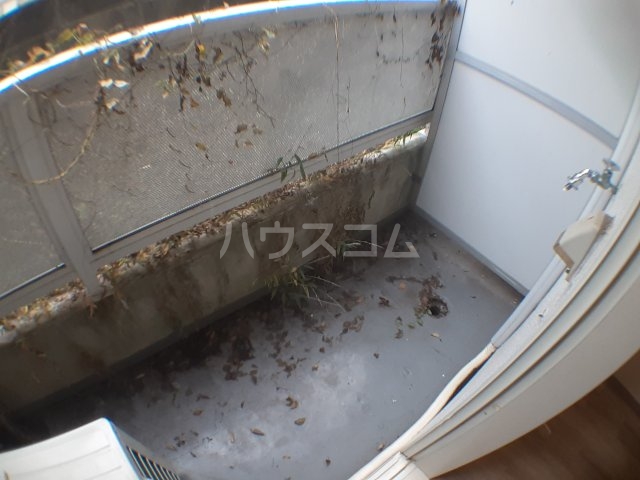 16/27 バルコニー