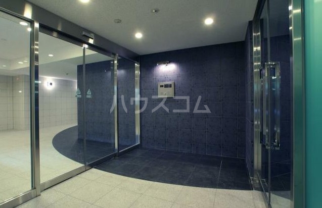 20/28 エントランス