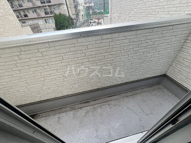 25/30 バルコニー