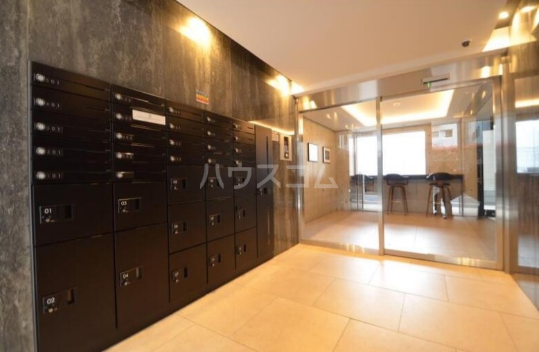 29/29 エントランス