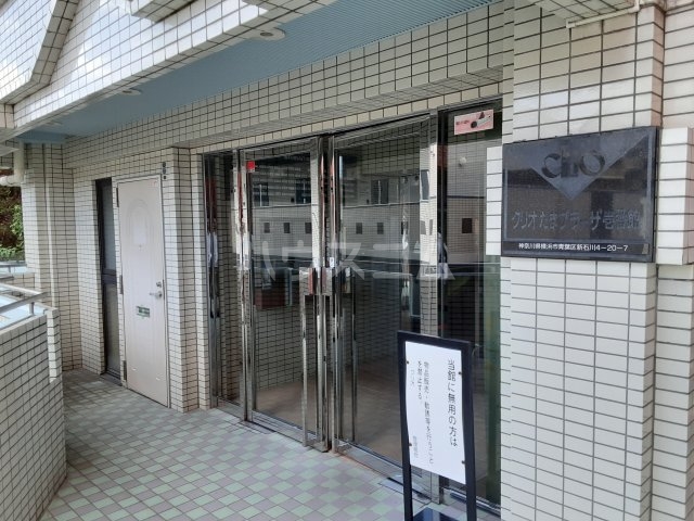 2/10 エントランス