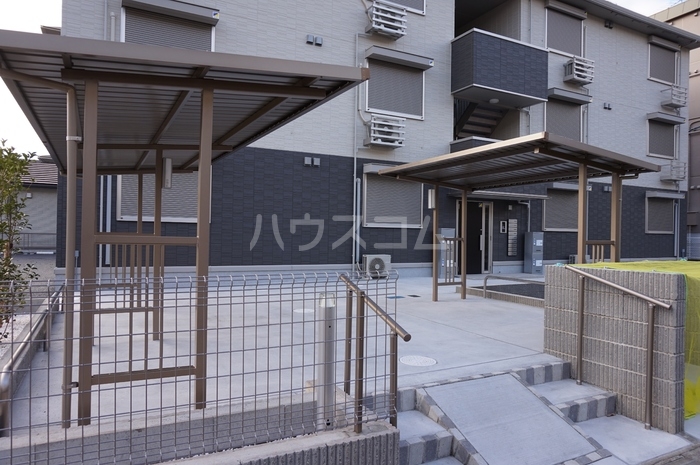16/25 駐車場