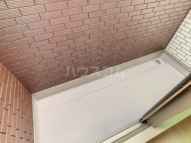 17/23 バルコニー