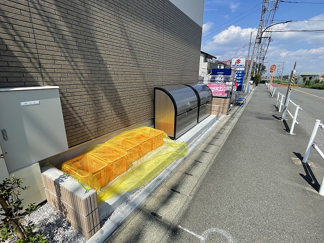 21/30 エントランス