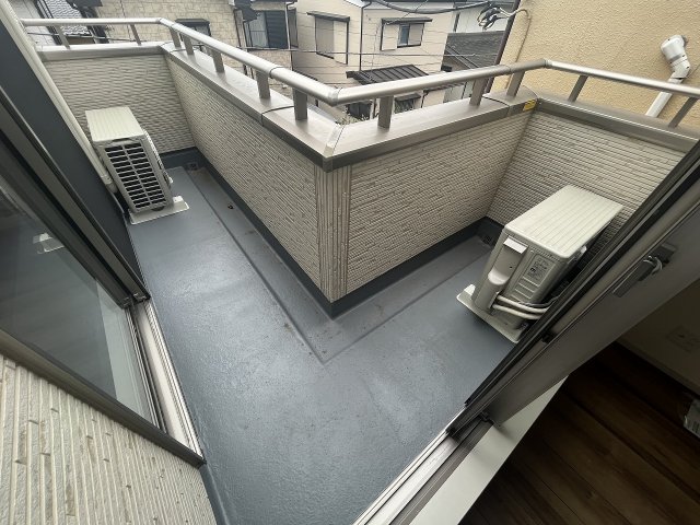 28/30 バルコニー