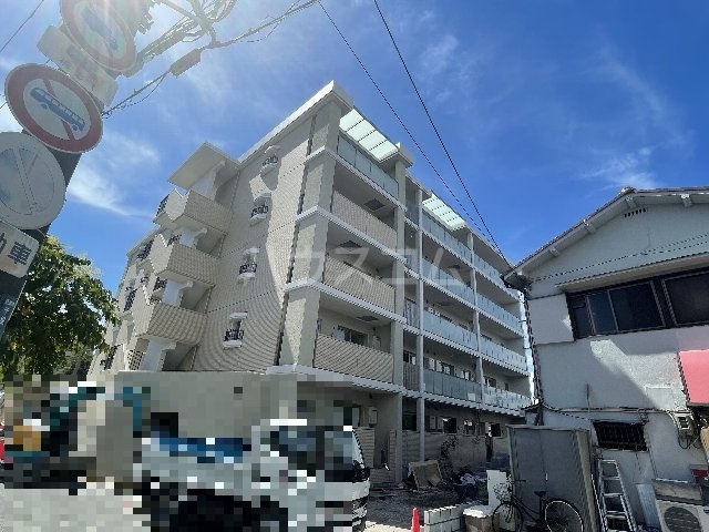 2/30 外観