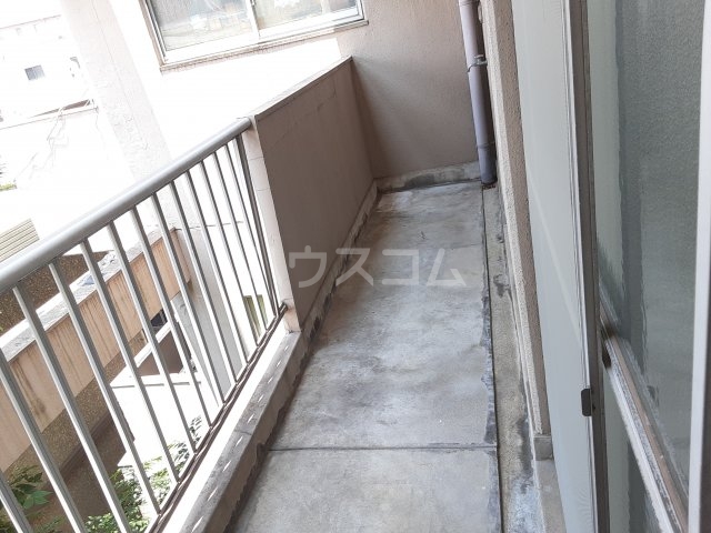 20/30 バルコニー