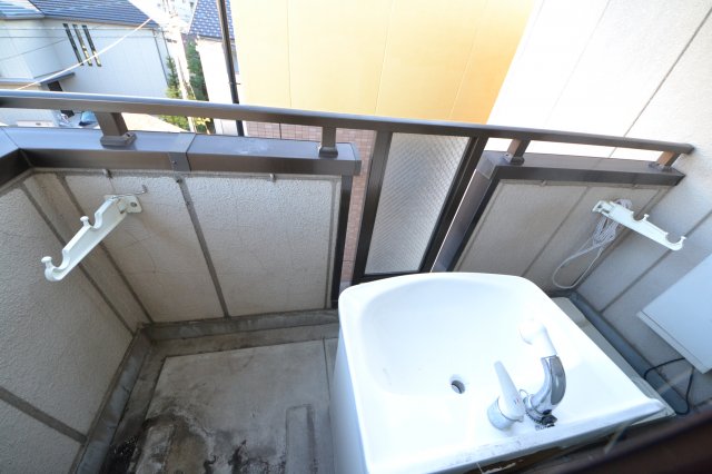 18/25 バルコニー