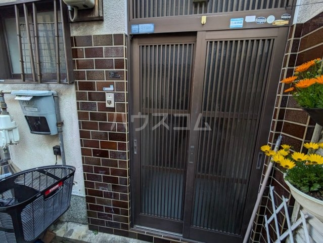 2/6 エントランス