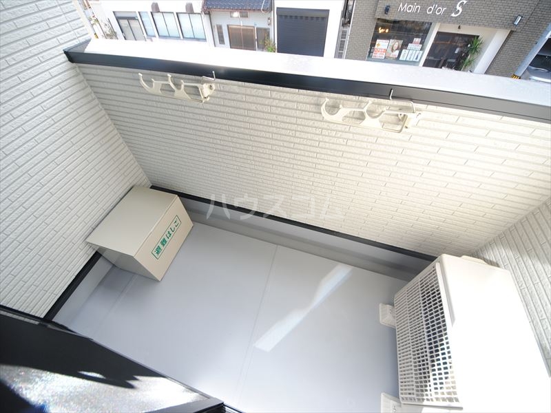 21/30 バルコニー