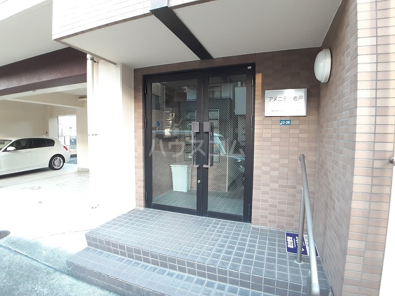 15/19 エントランス