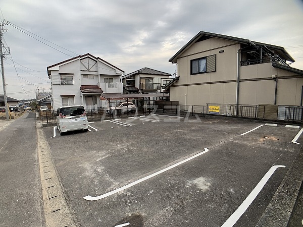 3/12 駐車場
