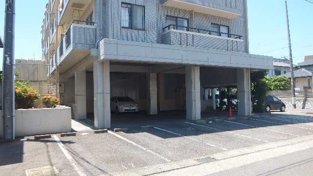 3/4 駐車場