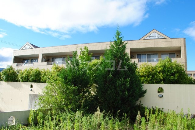 14/20 エントランス