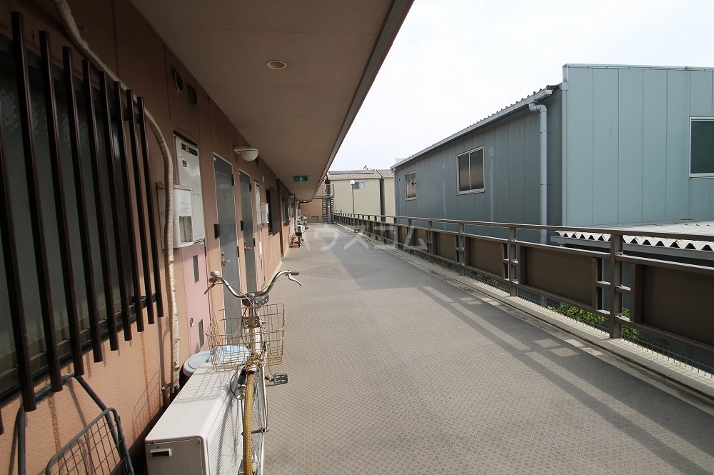 20/26 エントランス