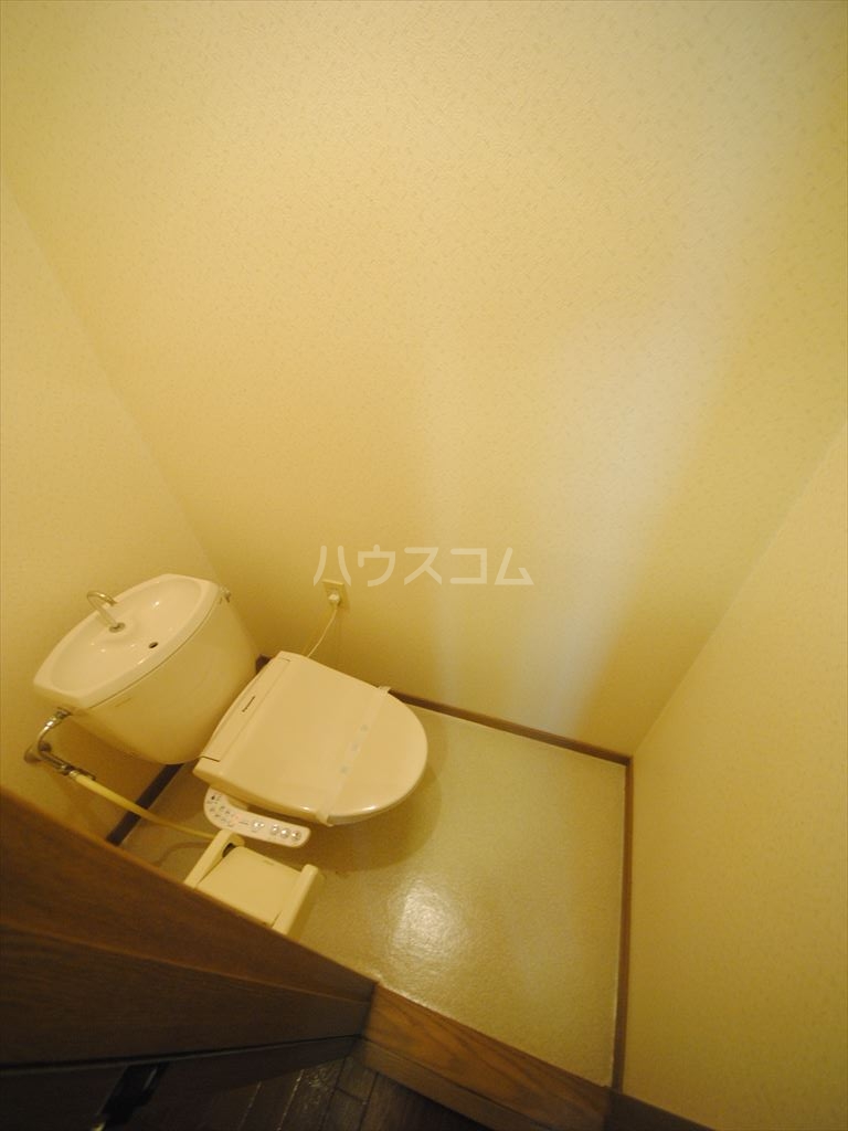 16/30 トイレ