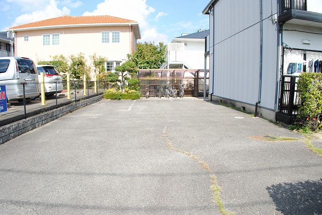 14/20 駐車場