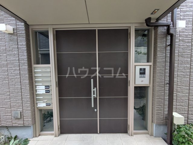 29/30 エントランス