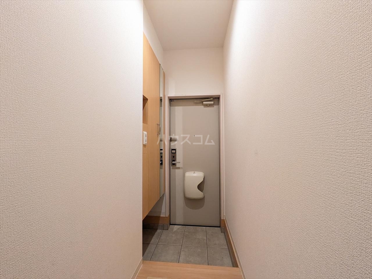 13/30 玄関