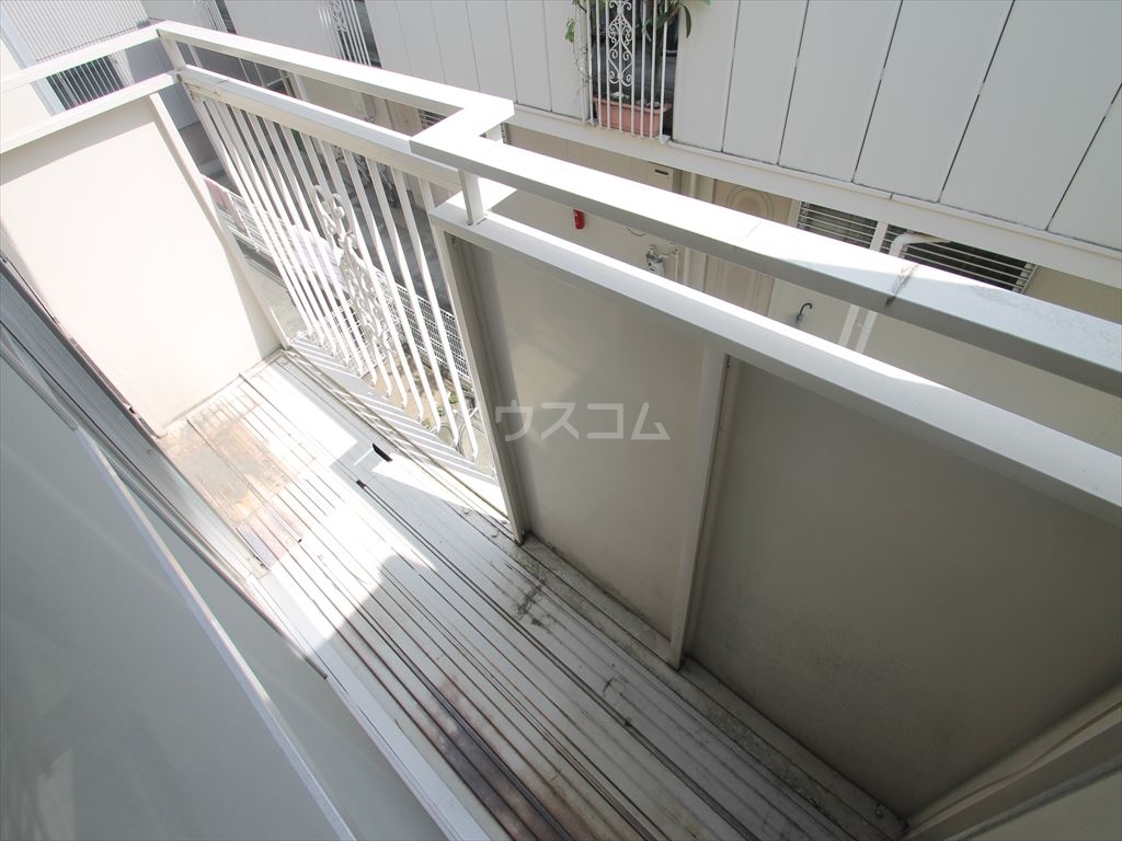 15/21 バルコニー