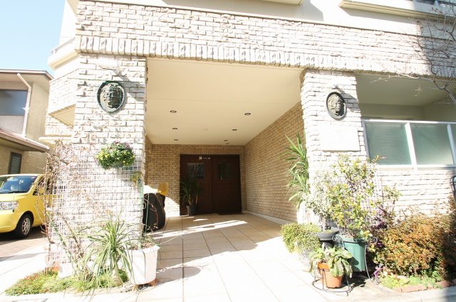 29/30 エントランス