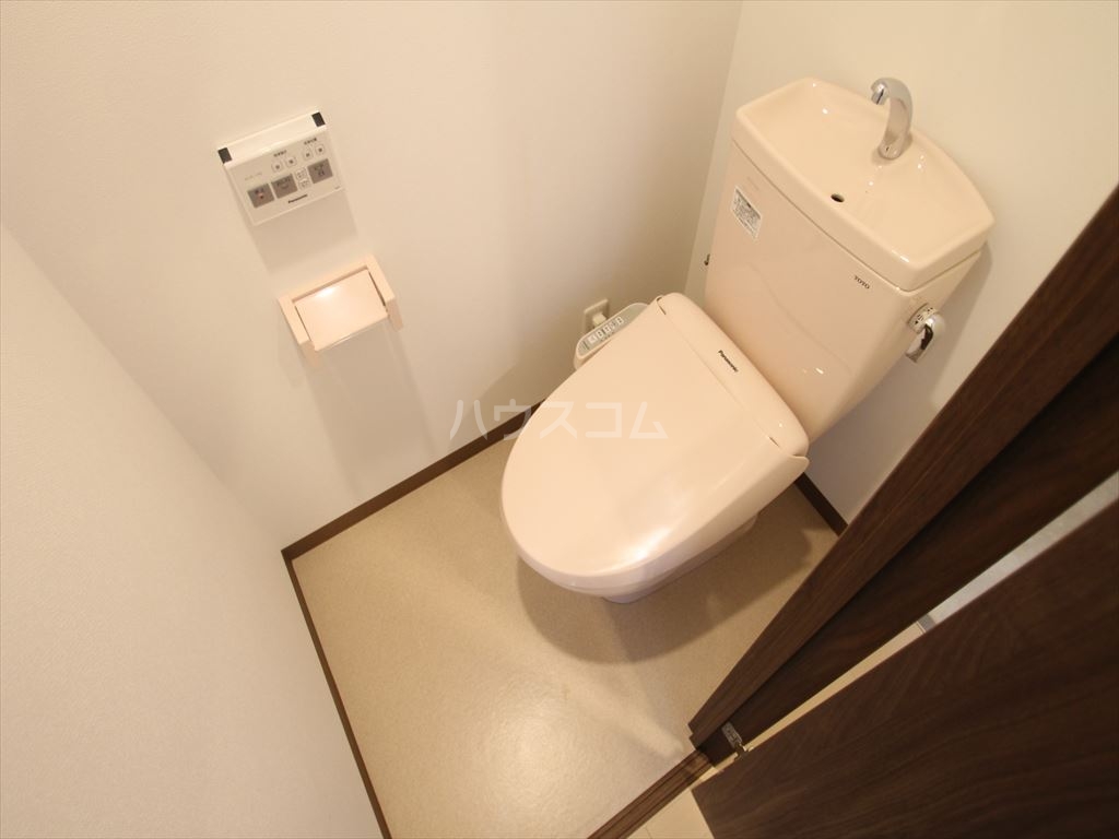 18/30 トイレ