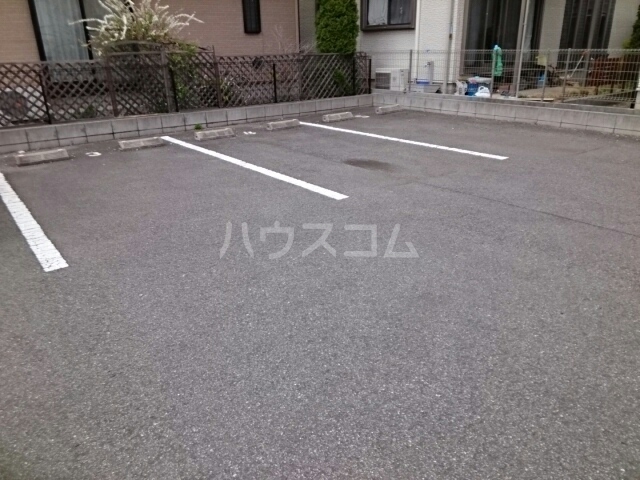 14/20 駐車場
