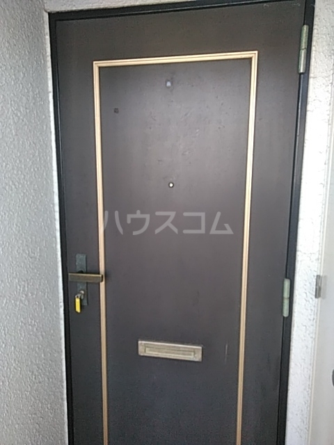 14/30 玄関