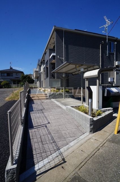 23/30 駐車場