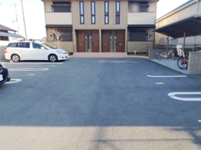 16/19 駐車場