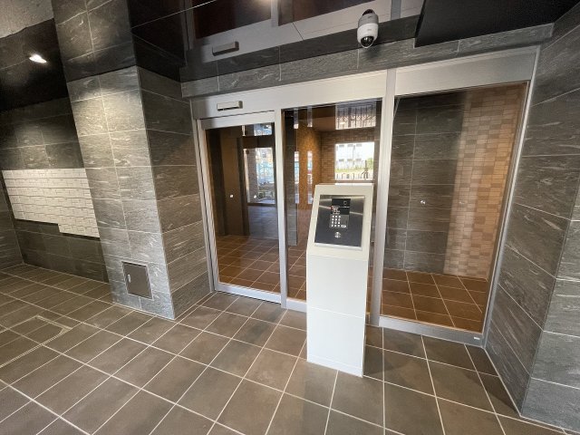 17/21 エントランス