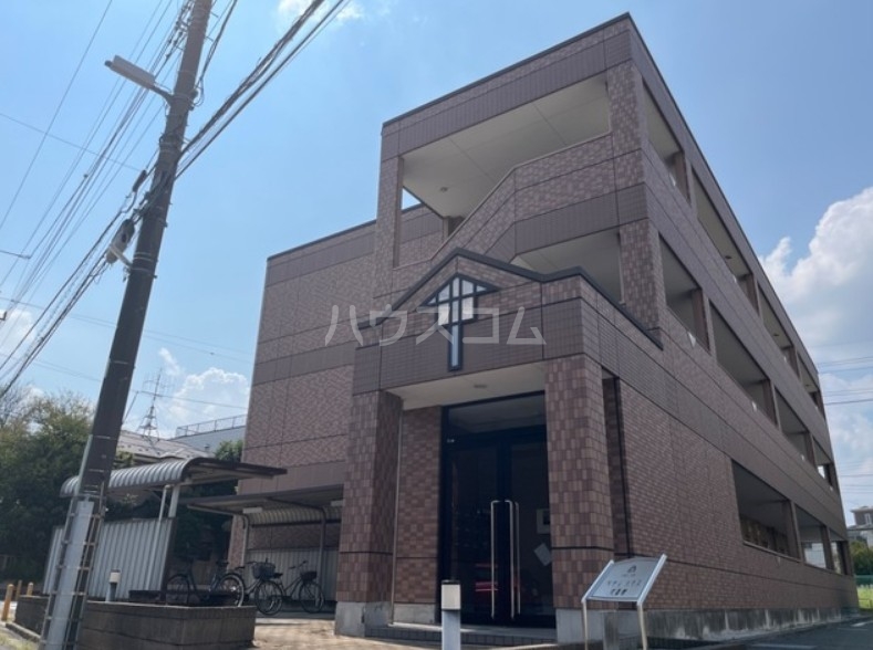 29/30 エントランス