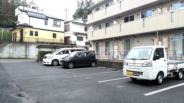 26/30 駐車場
