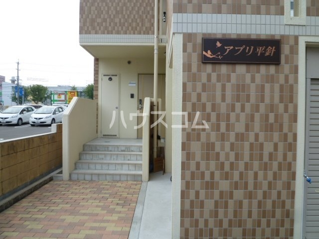 14/19 エントランス