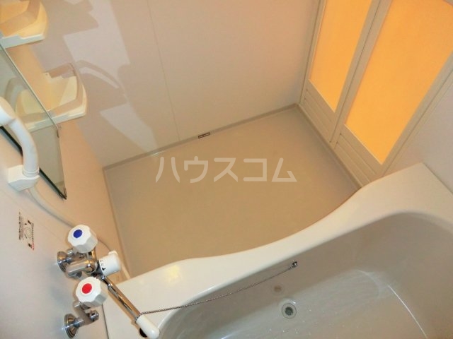 17/30 浴室