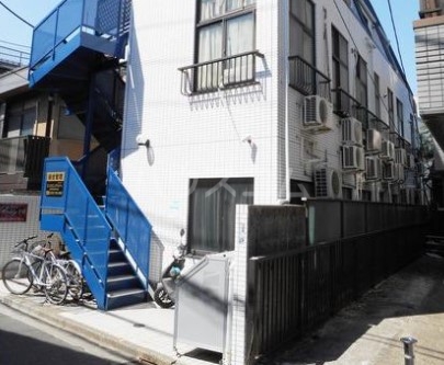 15/16 エントランス