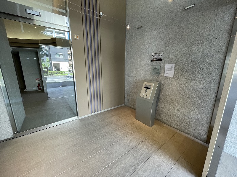 22/29 エントランス