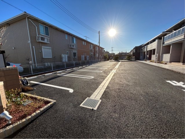 2/7 駐車場