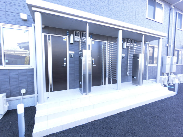 15/16 エントランス