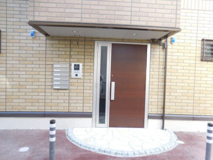 2/3 エントランス