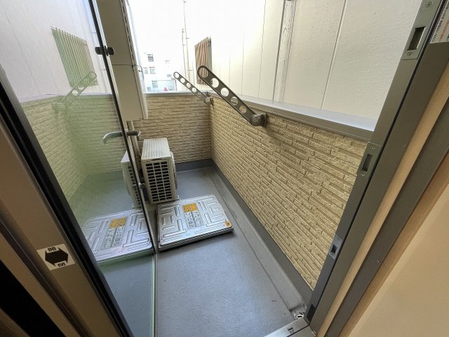 21/30 バルコニー