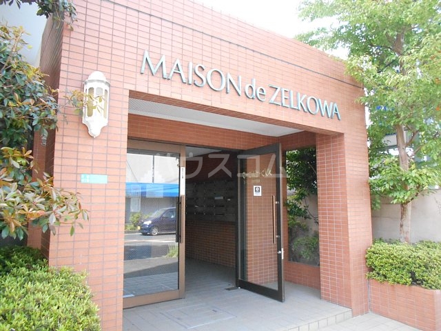 29/30 エントランス