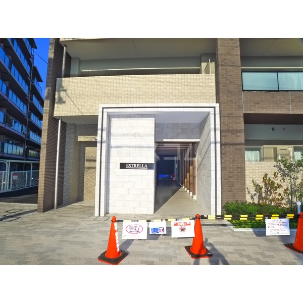 13/23 エントランス