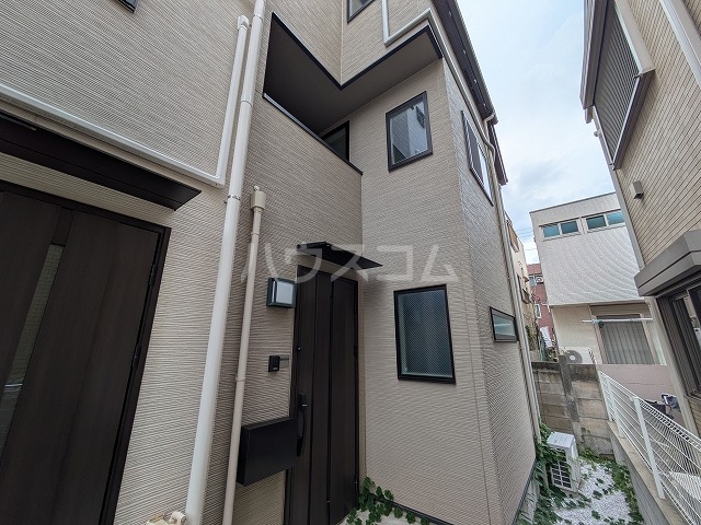 2/4 外観