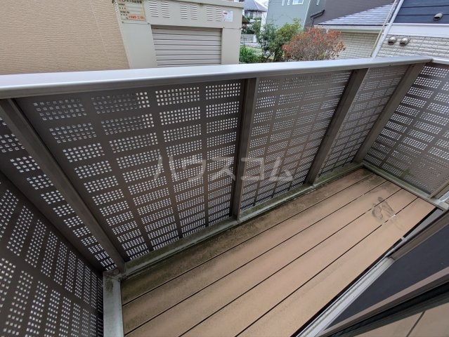 16/23 バルコニー