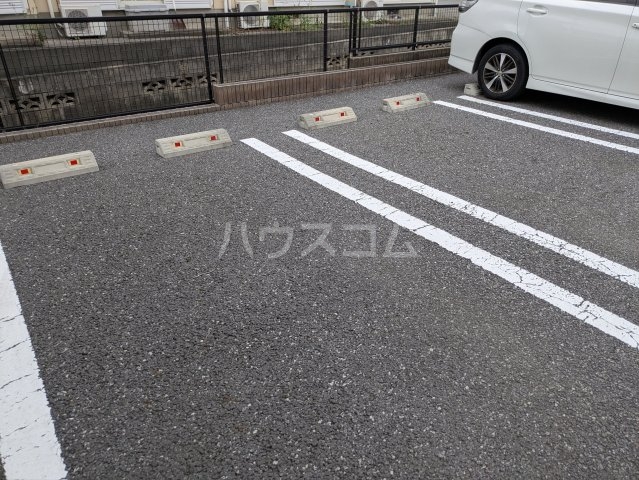 20/23 駐車場