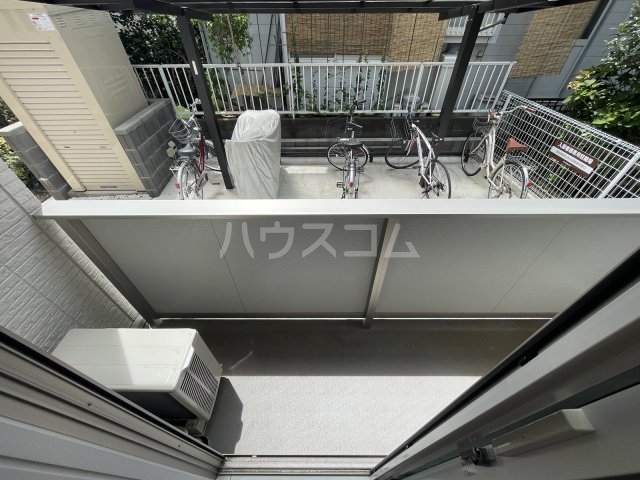 20/30 バルコニー