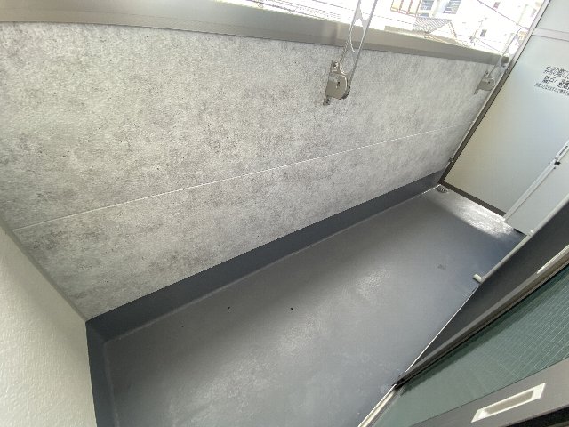 23/30 バルコニー