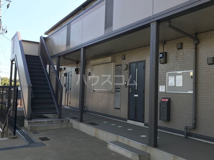 16/26 エントランス